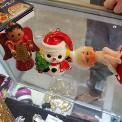 American Cancer Society Discovery Shop - Orange - Vintage christmas ornaments