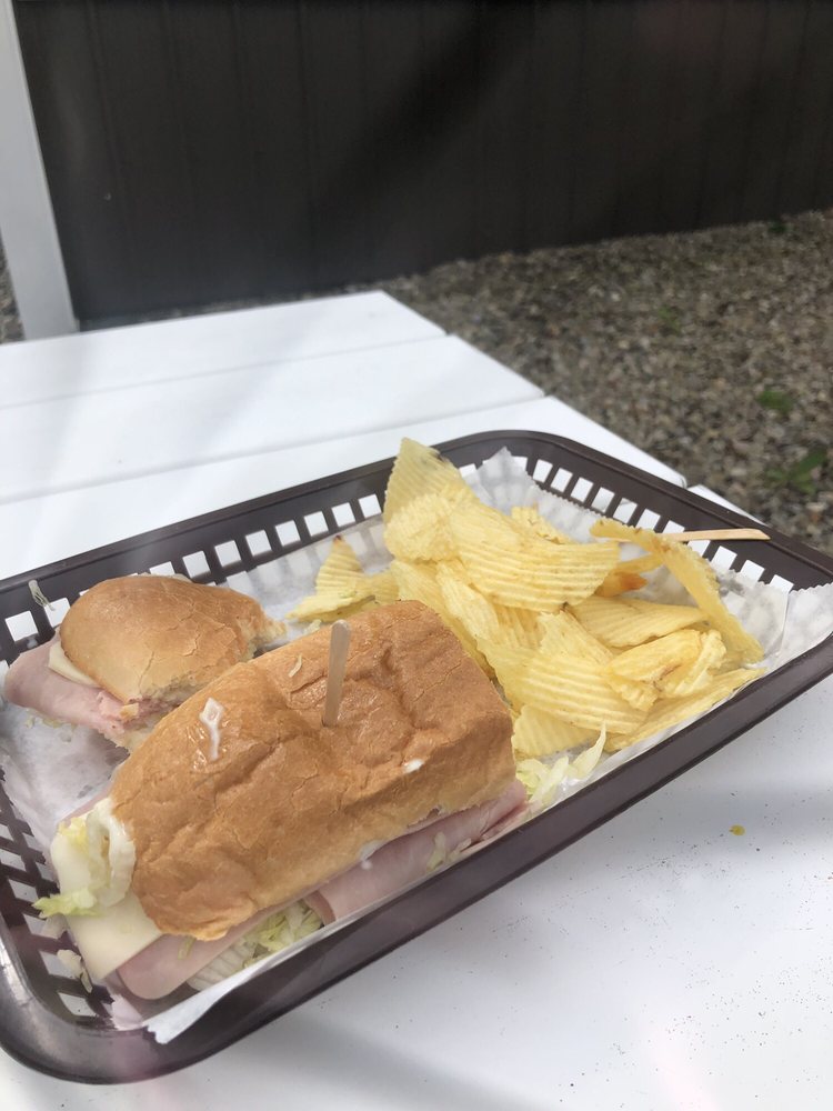 TIM AND BONNIE’S PIZZA 11 Photos & 35 Reviews 8 Bristol Ln, Ellicottville, New York Pizza