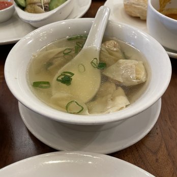Ipoh Kopitiam - wonton soup (included with dry wonton mee w chicken curry) - Malaysian Near Me - Alhambra, California Ipoh Kopitiam - wonton soup (included with dry wonton mee w chicken curry) - Malaysian Near Me - Alhambra, California