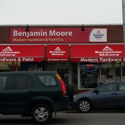 Modern Hardware & Paint