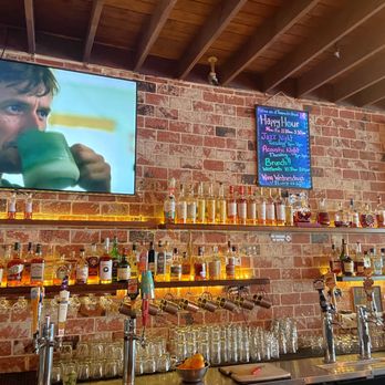 Tavern On Brand - Bar - New American Near Me - Glendale, California Tavern On Brand - Bar - New American Near Me - Glendale, California