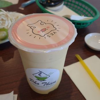 Pho Thien Vietnamese Kitchen - Pineapple mango smoothie - Vietnamese Near Me - Naperville, Illinois Pho Thien Vietnamese Kitchen - Pineapple mango smoothie - Vietnamese Near Me - Naperville, Illinois