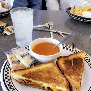 Local Diner - Grilled cheese with bacon and tomato soup - Breakfast & Brunch Near Me - Coppell, Texas Local Diner - Grilled cheese with bacon and tomato soup - Breakfast & Brunch Near Me - Coppell, Texas