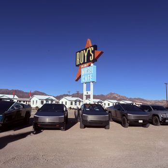 Roy's Motel & Cafe - Gas Stations Near Me - Amboy, California