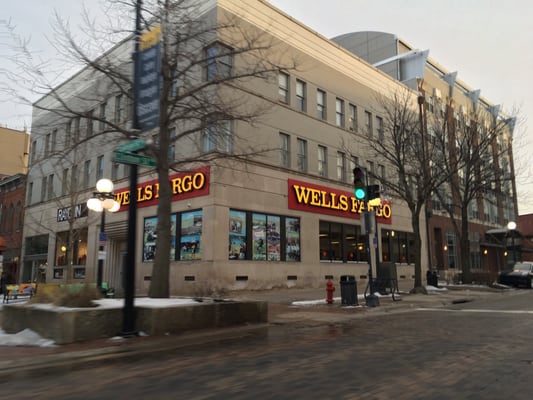 Wells Fargo Iowa City