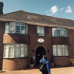 Tilbury Lodge Private Hotel - Exterior