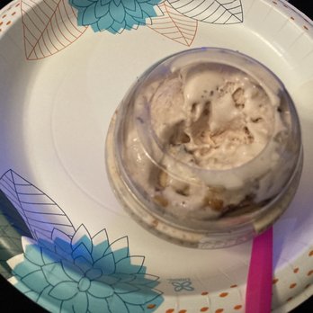 La Michoacana Ice Cream - a bowl of ice cream - Ice Cream & Frozen Yogurt Near Me - Moreno Valley, California