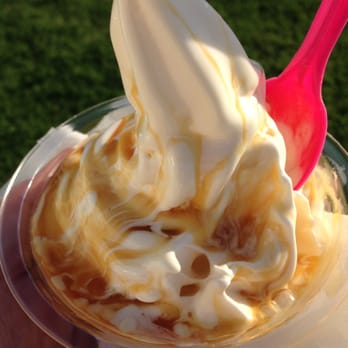 Mister Coolee Ice Cream - caramel sundae - Food Trucks Near Me Mister Coolee Ice Cream - caramel sundae - Food Trucks Near Me