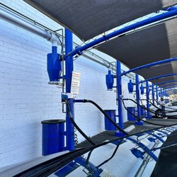 Torrance Car Wash & Gas - Cleaning area