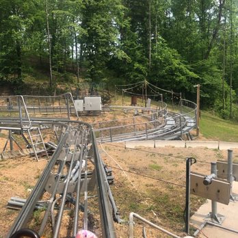 Rocky Top Mountain Coaster - Track during the day - Amusement Parks Near Me - Pigeon Forge, Tennessee
