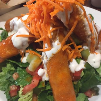 Veggie Grill by Next Level - B wing salad - Vegan Near Me - Pasadena, California