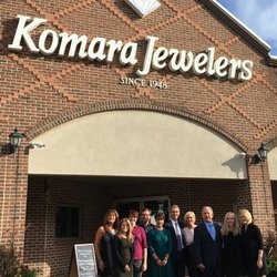 Komara Jewelers - Forevermark president Charles Stanley and Komara Jewelers team