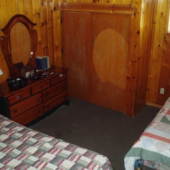 Shore Acres Lodge - King Bed & Twin Bed - Lonepine #107 - Big Bear Lake, CA