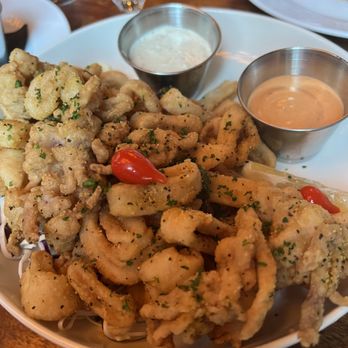 Social Corner - Calamari...Yummm! - Pizza Near Me - Vancouver, British Columbia
