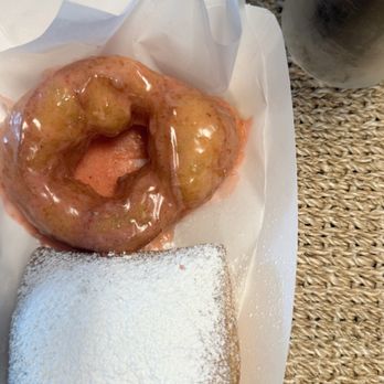 Dutch Door Donuts - Strawberry glazed and beignet - Coffee & Tea Near Me - Healdsburg, California Dutch Door Donuts - Strawberry glazed and beignet - Coffee & Tea Near Me - Healdsburg, California