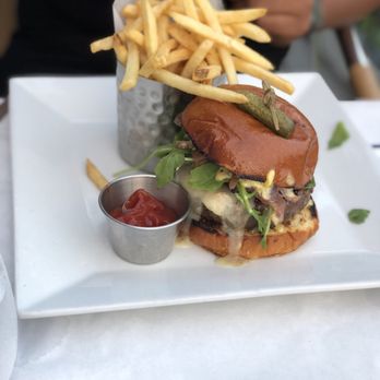Gatsby's Landing - Gatspy burger - New American Near Me - Roslyn, New York Gatsby's Landing - Gatspy burger - New American Near Me - Roslyn, New York