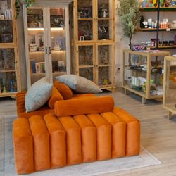 Cheers Cannabis - Lounge area and accessory corner