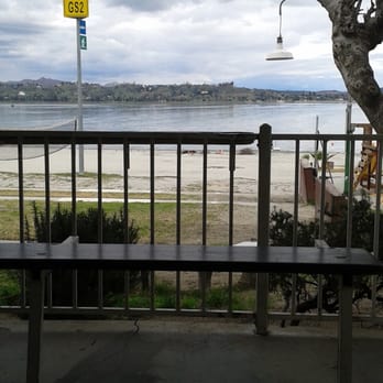 Weekend Paradise - RV Parks Near Me - Lake Elsinore, California