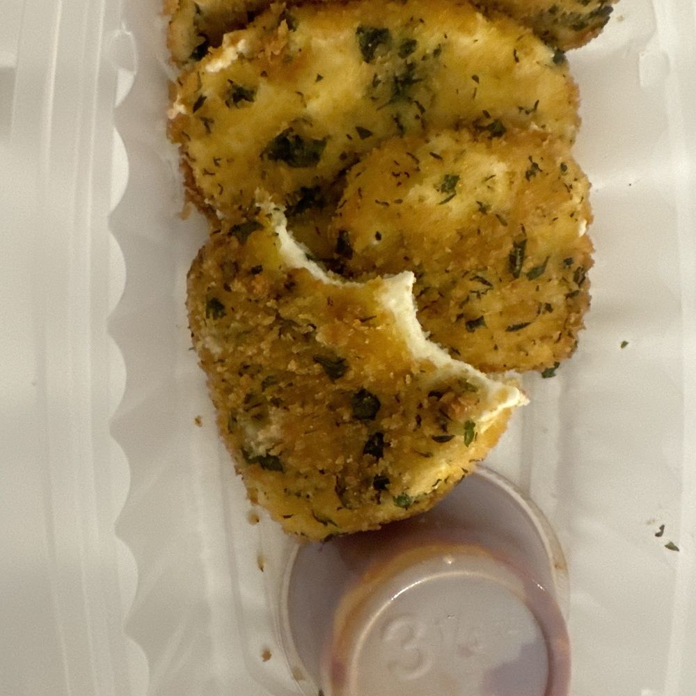 Not the best picture but I ate them before I decided to write a review. Mozzarella appetizer. I really enjoyed. Not the best picture but I ate them before I decided to write a review. Mozzarella appetizer. I really enjoyed.
