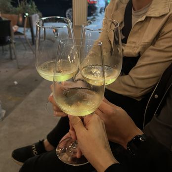 Elliot's Table - New American Near Me - Houston, Texas
