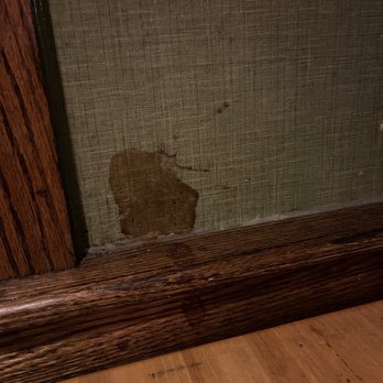 Applebee's Grill + Bar - Unclean wall at our table. - American Near Me - Canandaigua, New York Applebee's Grill + Bar - Unclean wall at our table. - American Near Me - Canandaigua, New York