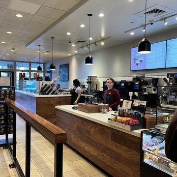 Peet's Coffee - Coffee & Tea Near Me - Napa, California
