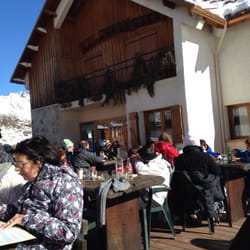 Le Gratusier - Terrasse sur les pistes