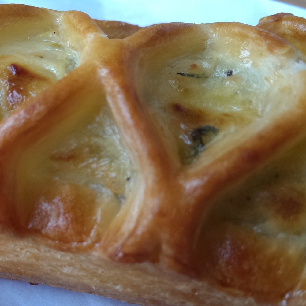 Heritage Market & Bakery - Apple pie - Delis Near Me - Kemp, Texas Heritage Market & Bakery - Apple pie - Delis Near Me - Kemp, Texas