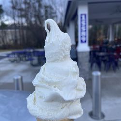 Kline’s Dairy Bar - Regular-sized vanilla cake cone