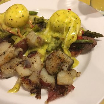 The Bongo Room - Steak Benedict - New American Near Me - Chicago, Illinois The Bongo Room - Steak Benedict - New American Near Me - Chicago, Illinois
