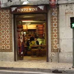 Tábuas Porto Wine Tavern