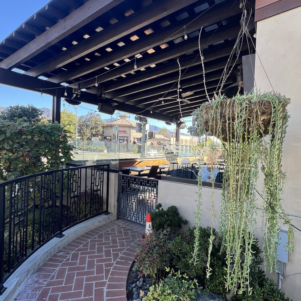 Hill Street Cafe - Breakfast & Brunch Near Me - La Canada Flintridge, California Hill Street Cafe - Breakfast & Brunch Near Me - La Canada Flintridge, California