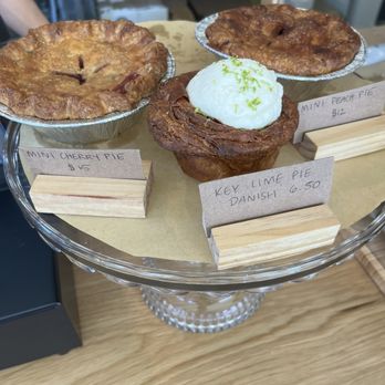 Le Petit Morceau - Bakeries Near Me - Richmond, Virginia
