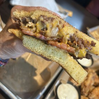 Buffalo Wild Wings - Bacon Patty Melt lunch special! - Chicken Wings Near Me - Mount Pleasant, South Carolina Buffalo Wild Wings - Bacon Patty Melt lunch special! - Chicken Wings Near Me - Mount Pleasant, South Carolina