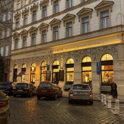 Café Savoy - Outside