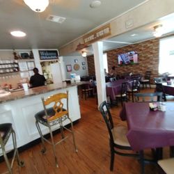 A Touch of Italy Cafe - Cozy cottage