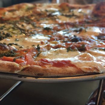 Jake's Spoon - Margarita pizza! - New American Near Me - Wickenburg, Arizona