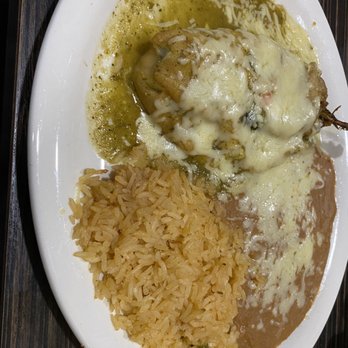 Las Palmas 3 - This green sauce on the Chile Relleño was amazing! - Mexican Near Me - Virginia Beach, Virginia Las Palmas 3 - This green sauce on the Chile Relleño was amazing! - Mexican Near Me - Virginia Beach, Virginia