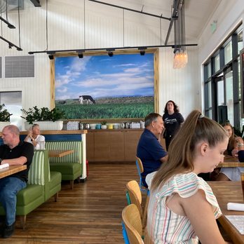 Zinburger - Decor - Burgers Near Me - Gilbert, Arizona Zinburger - Decor - Burgers Near Me - Gilbert, Arizona