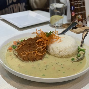 Noodle Wave - Crispy Chicken Green Curry - Thai Near Me - Frisco, Texas Noodle Wave - Crispy Chicken Green Curry - Thai Near Me - Frisco, Texas