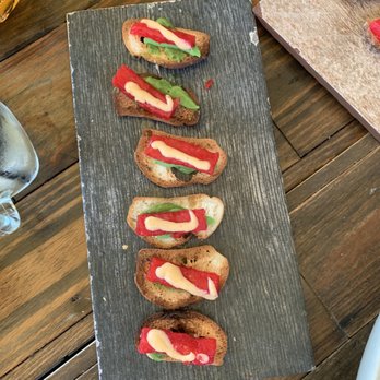 Lettuce & Tomato - Truffle Tuna Bites - Gastropubs Near Me - North Miami Beach, Florida