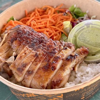 Saiga Vietnamese Eatery - Grilled Chicken Bowl - Vietnamese Near Me - Irvine, California