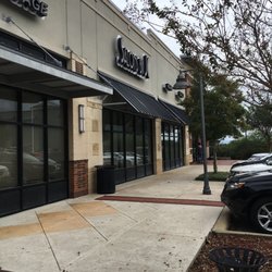 Shole's Skincare - Front of building