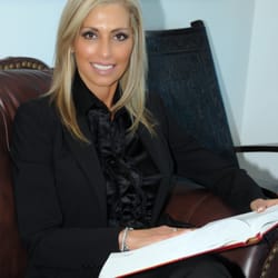 Daniella Levi & Associates