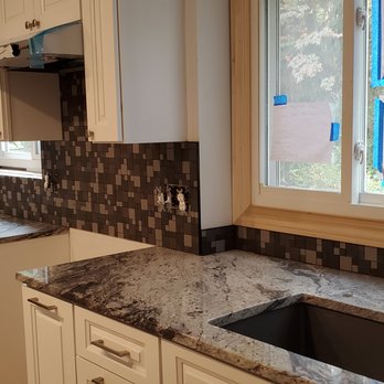 DRS - Diversified Residential Services - Ceramic / Mosaic kitchen backsplash - Handyman Near Me - Cuyahoga Falls, Ohio DRS - Diversified Residential Services - Ceramic / Mosaic kitchen backsplash - Handyman Near Me - Cuyahoga Falls, Ohio