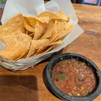 Fonda Don Chon - Complementary chips and salsa. Delicious! - Mexican Near Me - Covina, California