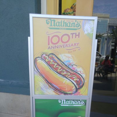 Nathan's Famous by null