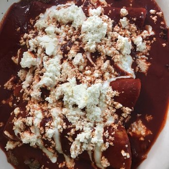 El Gallo Tropical - Beef steak enchilada with red sauce - Mexican Near Me - Hamilton, New Jersey El Gallo Tropical - Beef steak enchilada with red sauce - Mexican Near Me - Hamilton, New Jersey