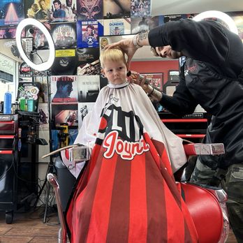 The Clip Joynte Barber Shop - Barbers Near Me - Walnut Creek, California The Clip Joynte Barber Shop - Barbers Near Me - Walnut Creek, California
