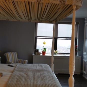 Ny Blind & Shade Store - CANOPY BED - Shades & Blinds Near Me - New York, New York Ny Blind & Shade Store - CANOPY BED - Shades & Blinds Near Me - New York, New York